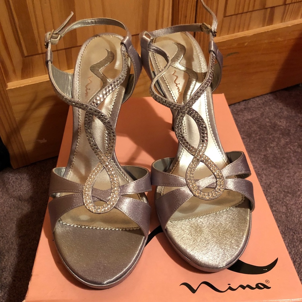 NWOT Strappy Silver Slingback Heels